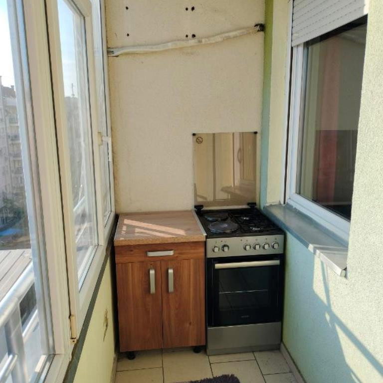Stan Izdavanje Novi Sad  31 m2