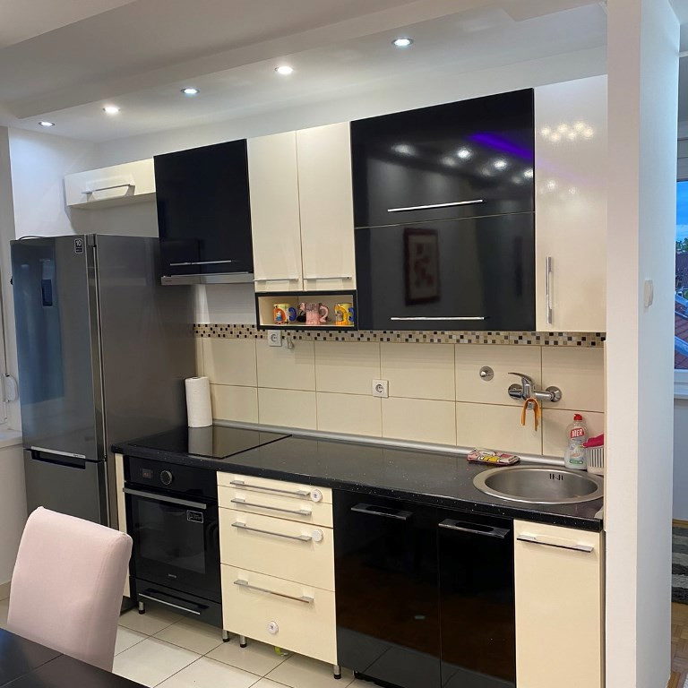 Stan Izdavanje Novi Sad  46 m2