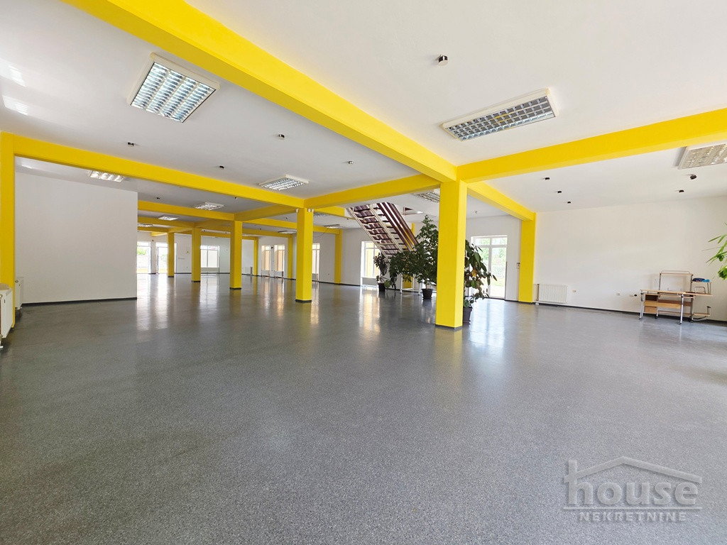 Lokal Izdavanje Novi Sad  720 m2