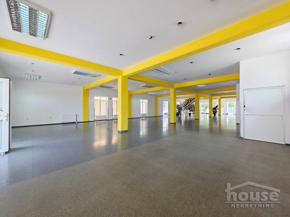 Lokal Izdavanje Novi Sad  720 m2