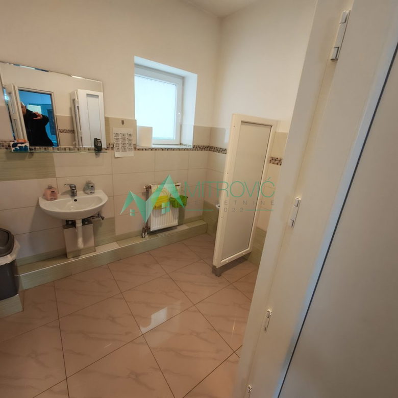 Lokal na prodaju, Novo Naselje, Novi Sad, 752m², 5.040 €