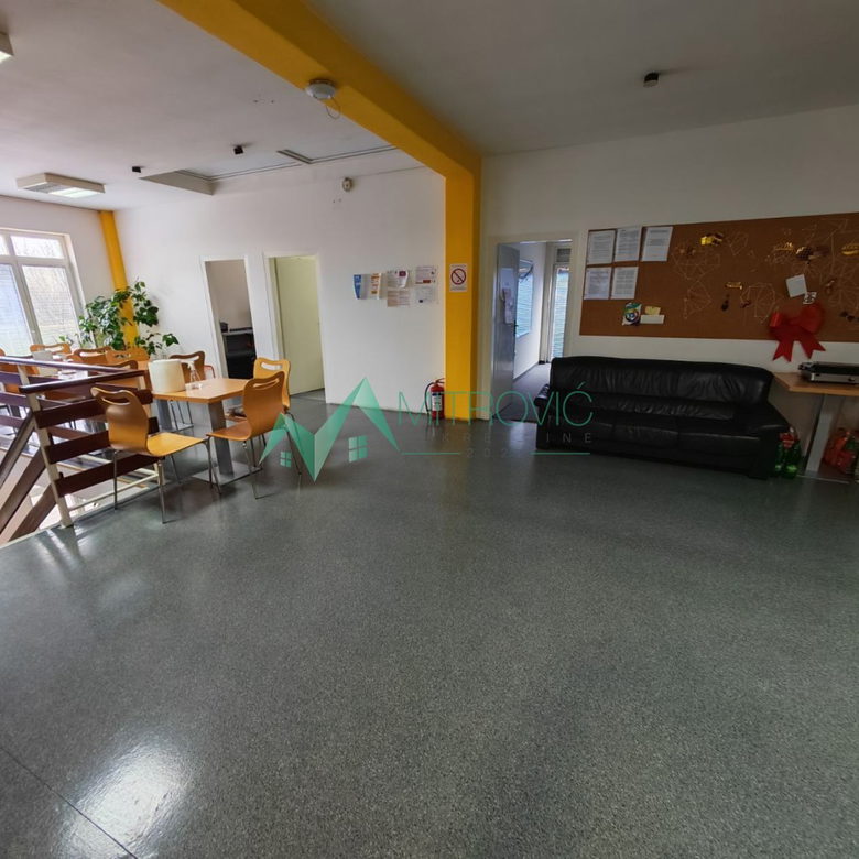 Lokal na prodaju, Novo Naselje, Novi Sad, 752m², 5.040 €