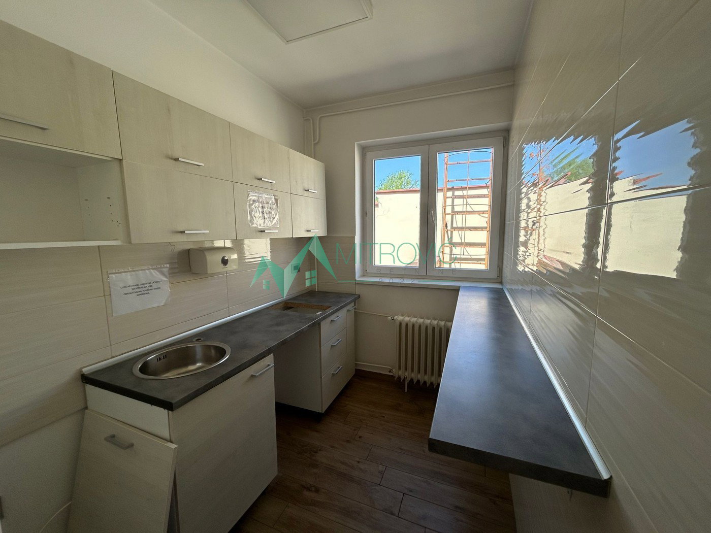 Lokal na prodaju, Novo Naselje, Novi Sad, 290m², 3.190 €