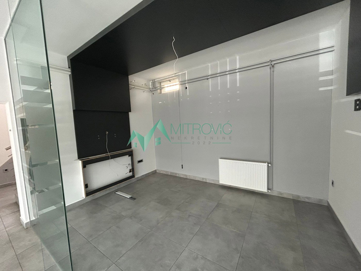 Lokal na prodaju, Novo Naselje, Novi Sad, 290m², 3.190 €