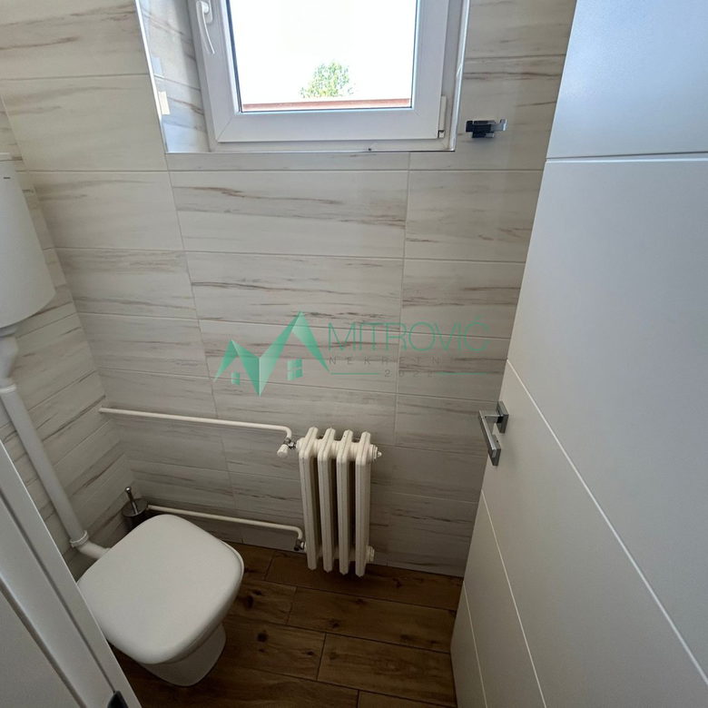 Lokal na prodaju, Novo Naselje, Novi Sad, 290m², 3.190 €