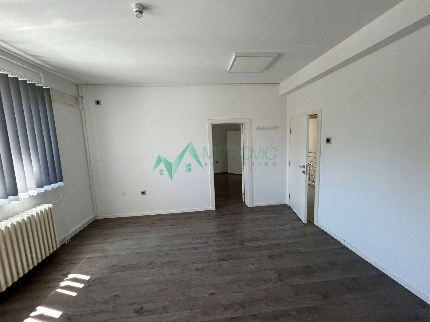 Lokal na prodaju, Novo Naselje, Novi Sad, 290m², 3.190 €