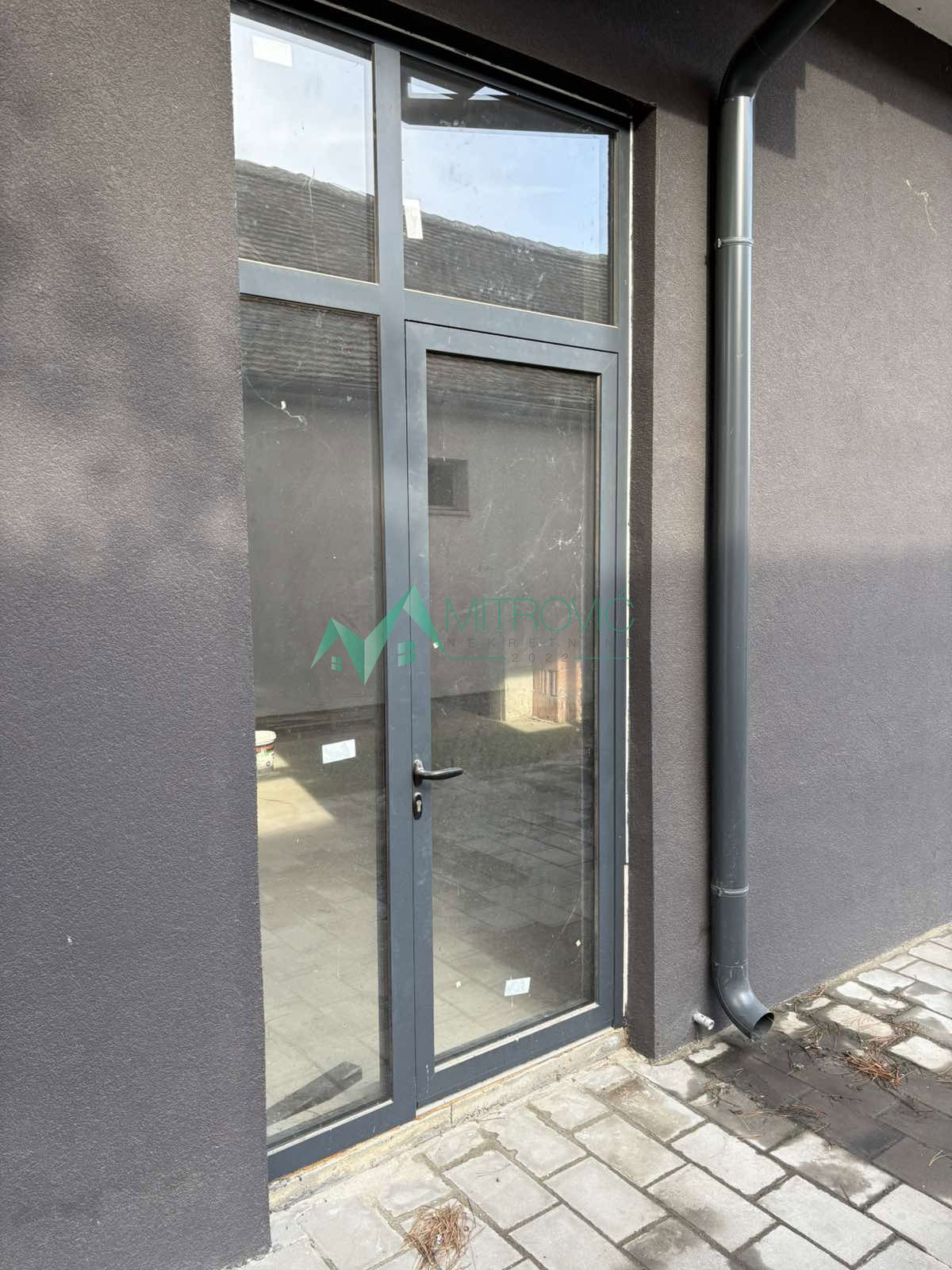 Lokal na prodaju, Petrovaradin, Novi Sad, 303m², 2.800 €