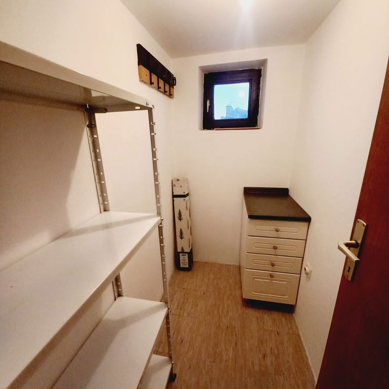 Trosoban stan za izdavanje, Petrovaradin, Novi Sad, 80m², 650 €/mes