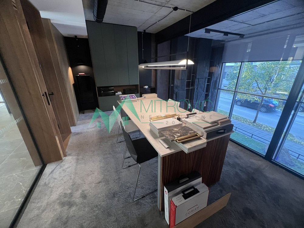 Lokal na prodaju, Podbara, Novi Sad, 121m², 2.500 €