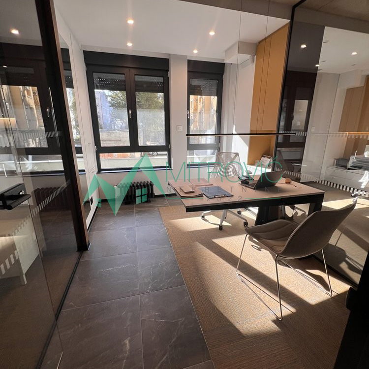 Lokal na prodaju, Podbara, Novi Sad, 121m², 2.500 €