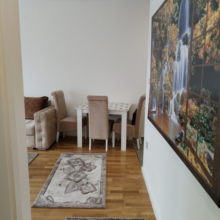 Stan Izdavanje Novi Sad  38 m2