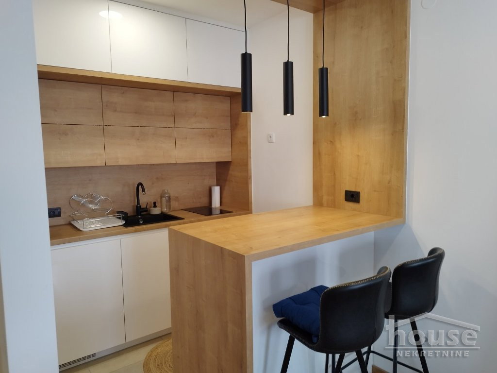 Stan Izdavanje Novi Sad  39 m2