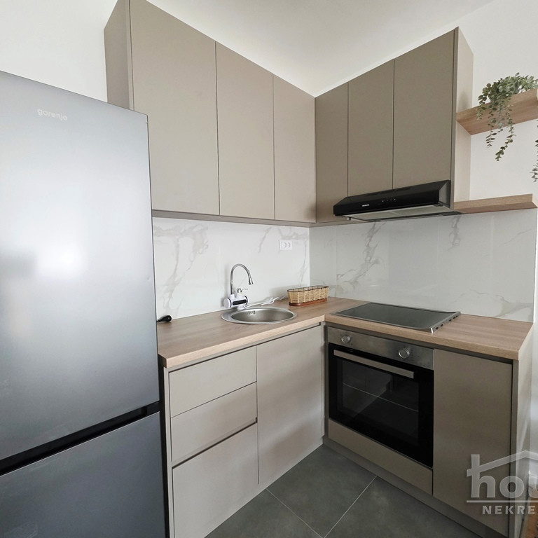 Dvosoban stan za izdavanje, Podbara, Novi Sad, 42m², 450 €/mes