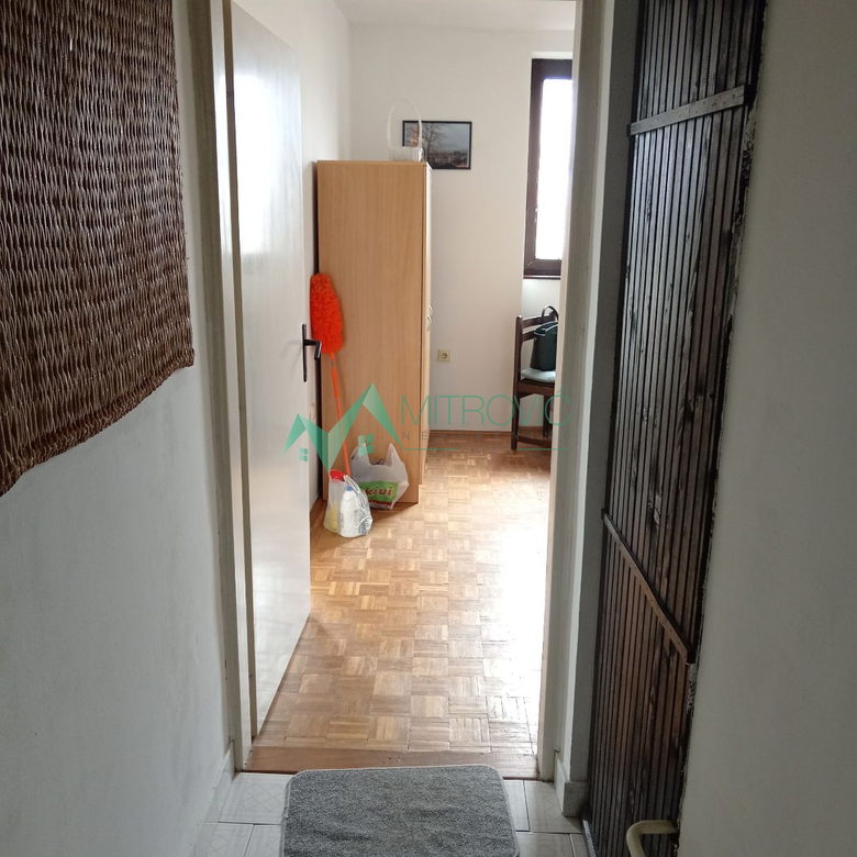 Jednosoban stan na prodaju, Sajmište, Novi Sad, 38m², 280 €