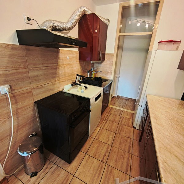 Stan Izdavanje Novi Sad  60 m2