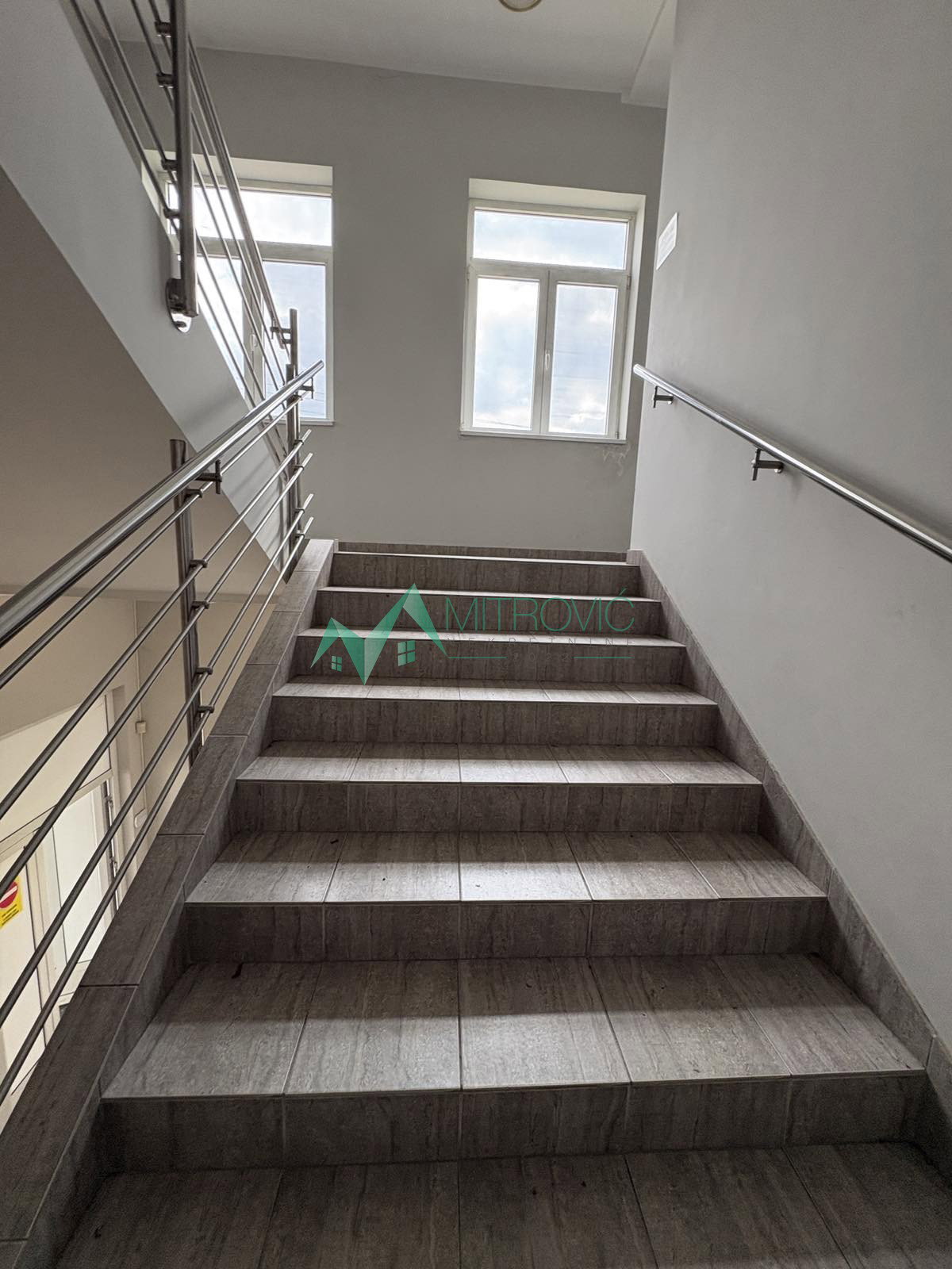 Lokal na prodaju, Sajlovo, Novi Sad, 1044m², 7.500 €