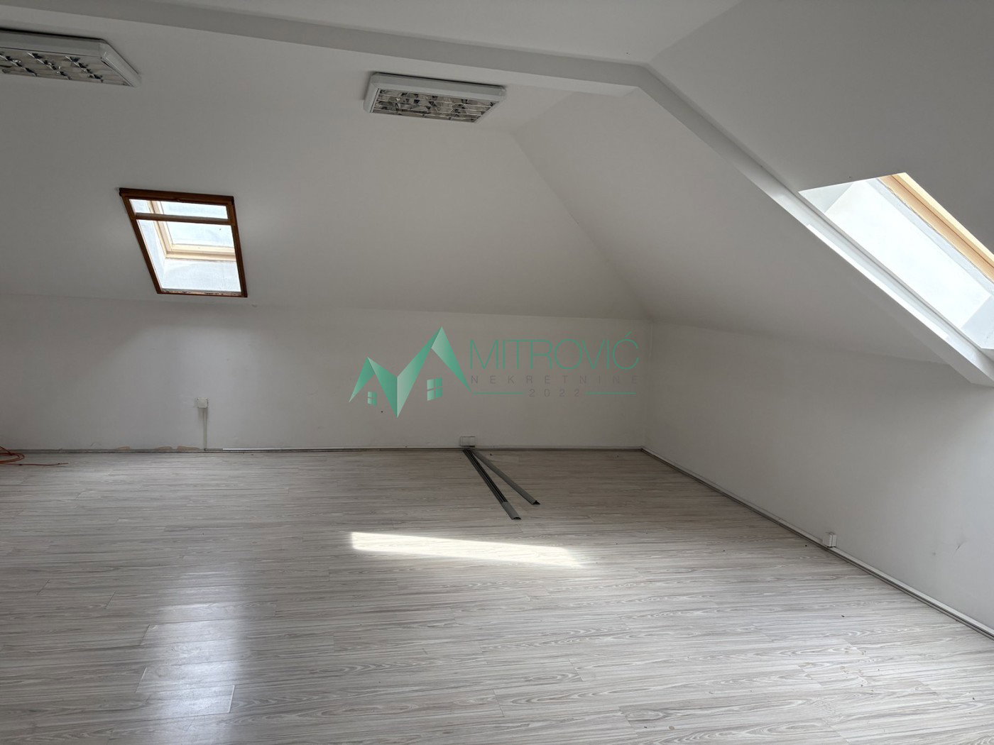 Lokal na prodaju, Sajlovo, Novi Sad, 1044m², 7.500 €