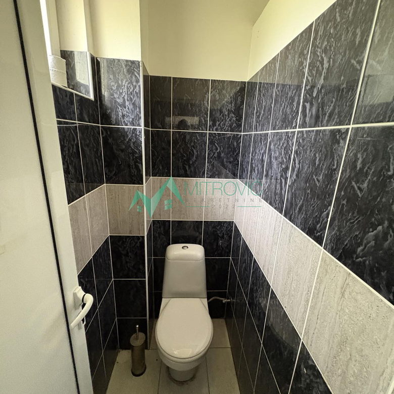 Lokal na prodaju, Sajlovo, Novi Sad, 1044m², 7.500 €