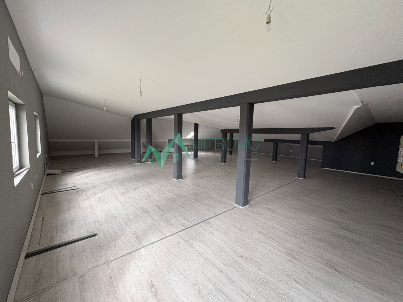 Lokal na prodaju, Sajlovo, Novi Sad, 1044m², 7.500 €