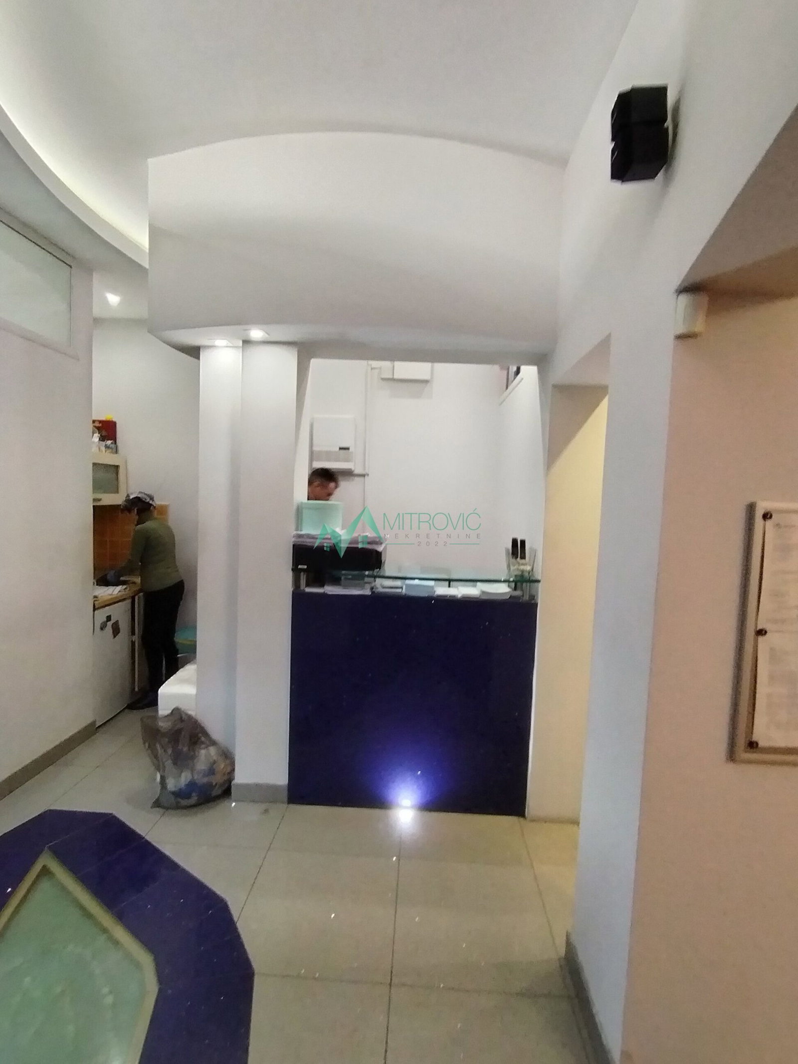 Lokal na prodaju, Socijalno, Novi Sad, 69m², 1.000 €