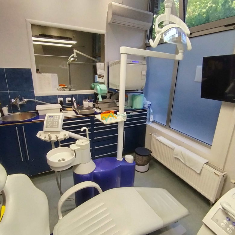 Lokal na prodaju, Socijalno, Novi Sad, 69m², 1.000 €