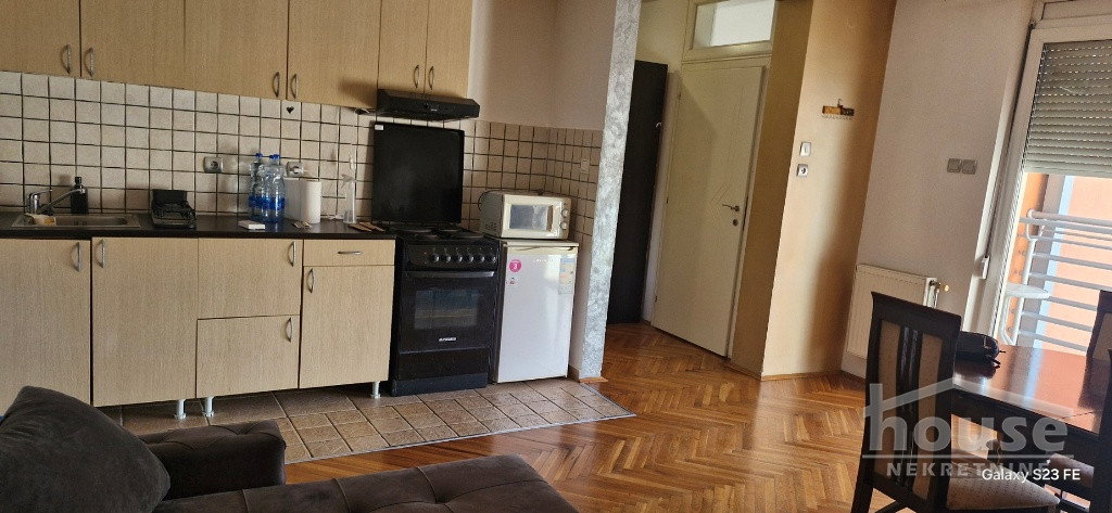 Stan Izdavanje Novi Sad  45 m2