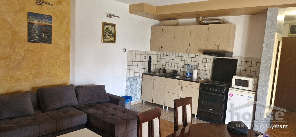 Stan Izdavanje Novi Sad  45 m2