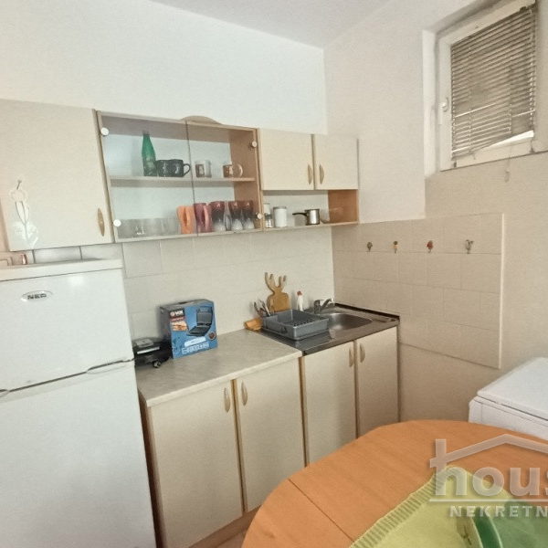 Stan Izdavanje Novi Sad  29 m2