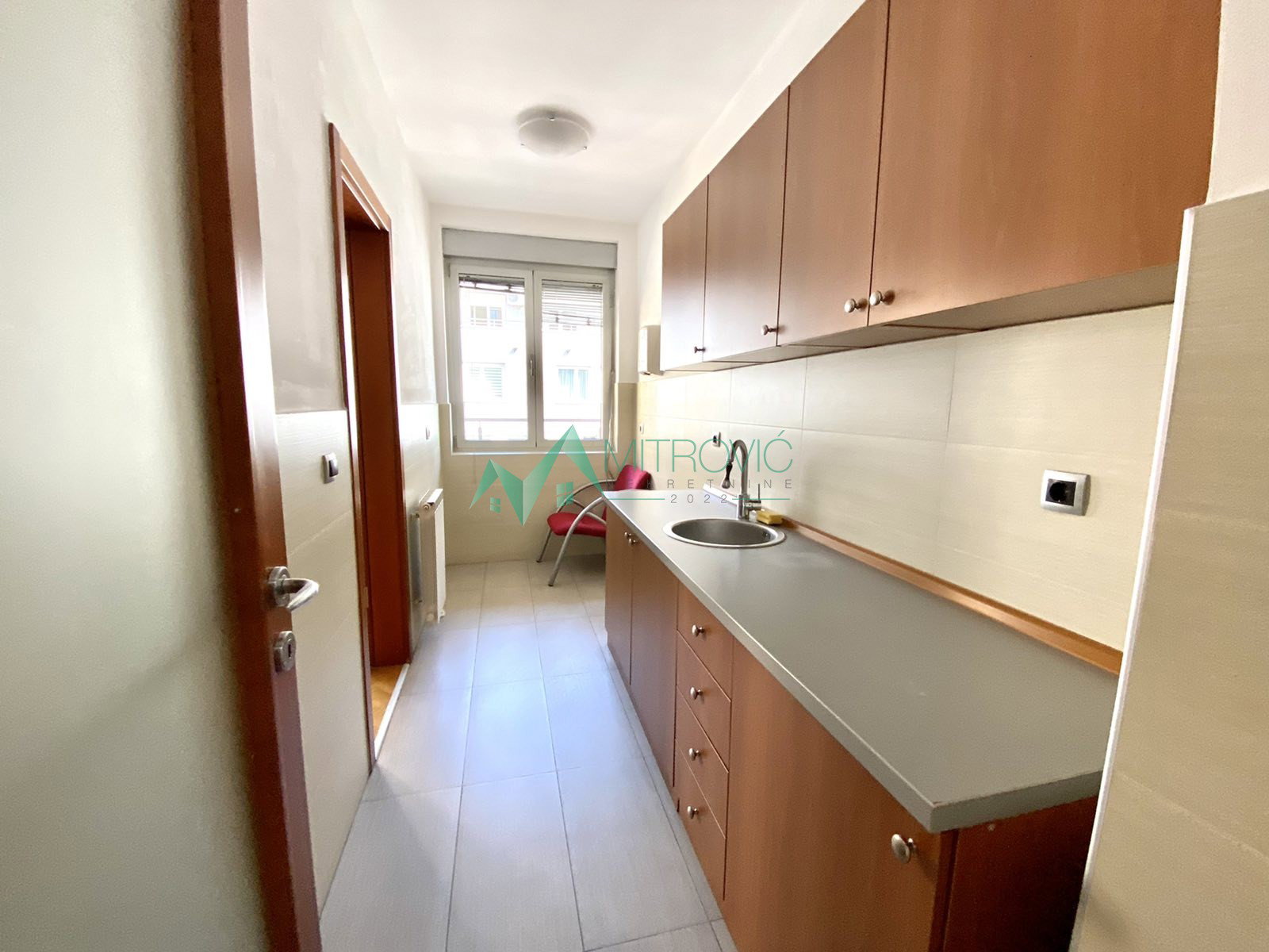 izdavanje-spens-9100629-pljqp Lokal na prodaju, Spens, Novi Sad, 117m², 1.170 €