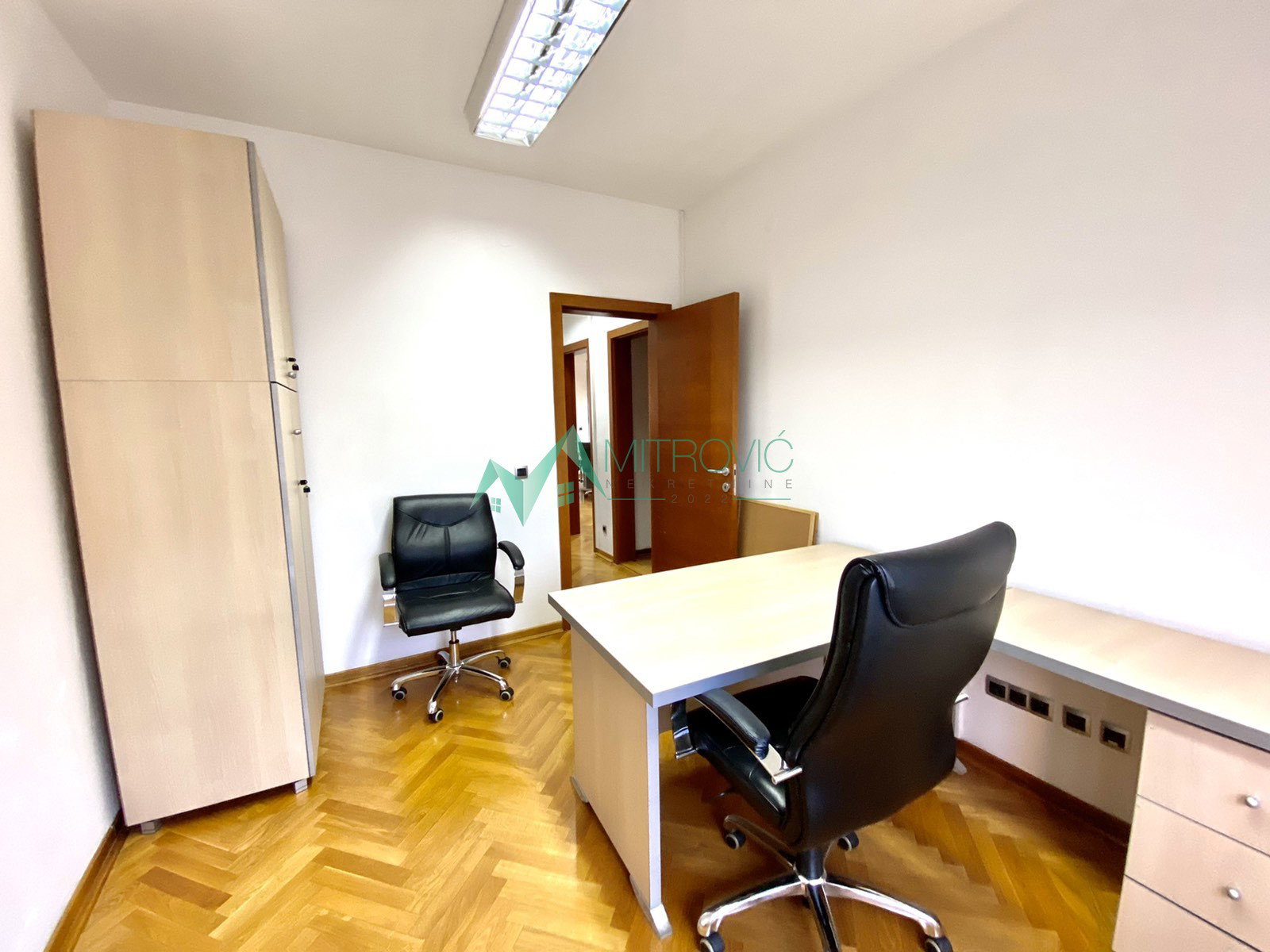 izdavanje-spens-9100629-ttxv8 Lokal na prodaju, Spens, Novi Sad, 117m², 1.170 €