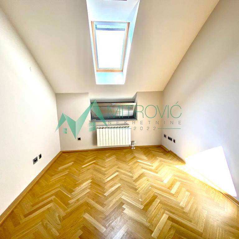 Lokal na prodaju, Spens, Novi Sad, 182m², 1.850 €