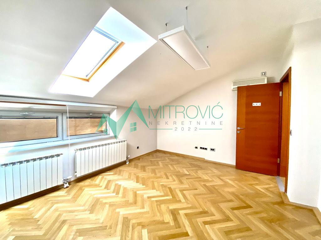 izdavanje-spens-9100702-kdlho Lokal na prodaju, Spens, Novi Sad, 182m², 1.850 €