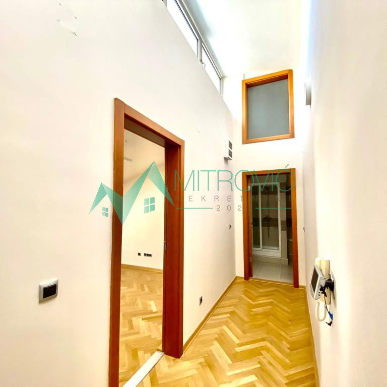 Lokal na prodaju, Spens, Novi Sad, 182m², 1.850 €