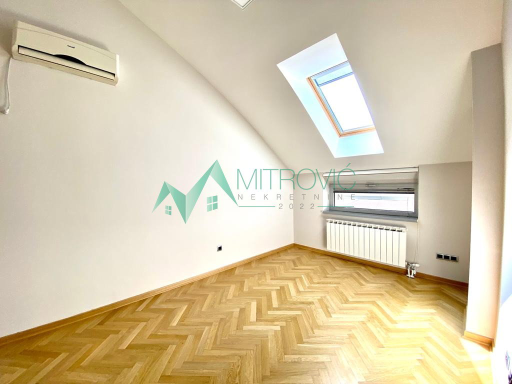 izdavanje-spens-9100702-sg5ps Lokal na prodaju, Spens, Novi Sad, 182m², 1.850 €