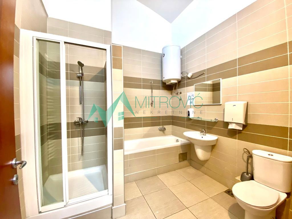 izdavanje-spens-9100702-ustph Lokal na prodaju, Spens, Novi Sad, 182m², 1.850 €