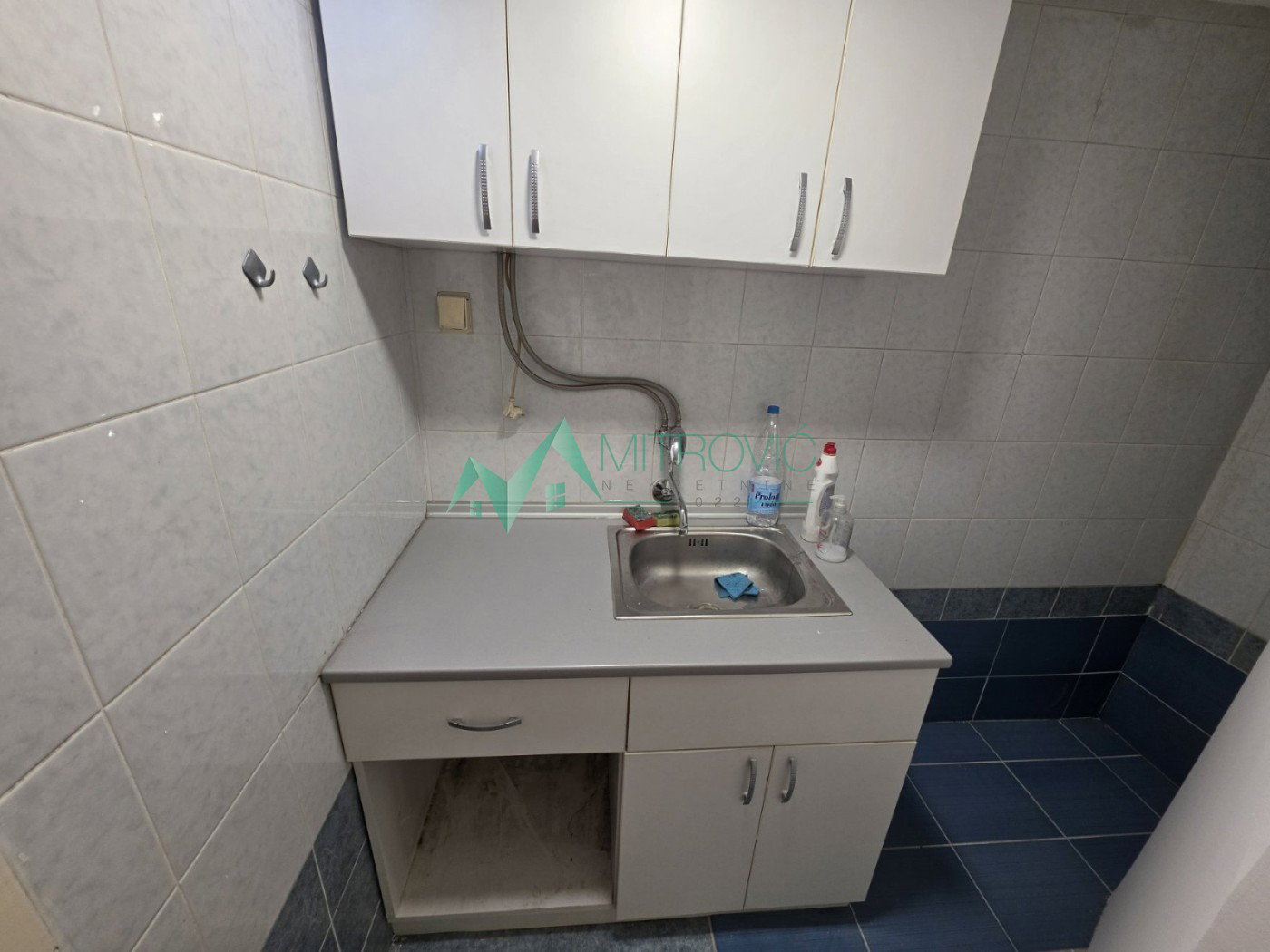 Lokal Prodaja Novi Sad  73 m2