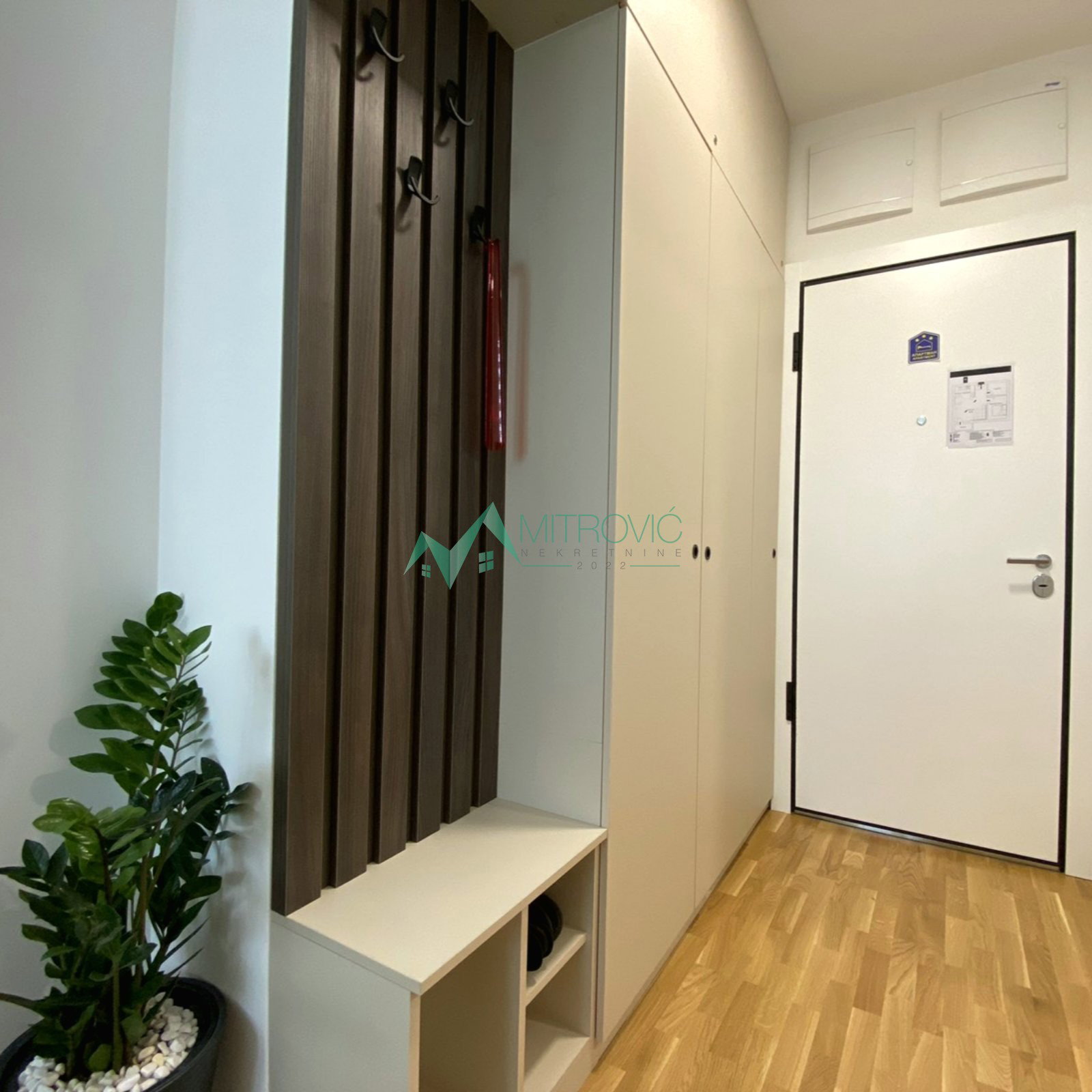 izdavanje-sremska-kamenica-9101112-4a1yu Dvosoban stan na prodaju, Sremska Kamenica, Novi Sad, 41m², 800 €