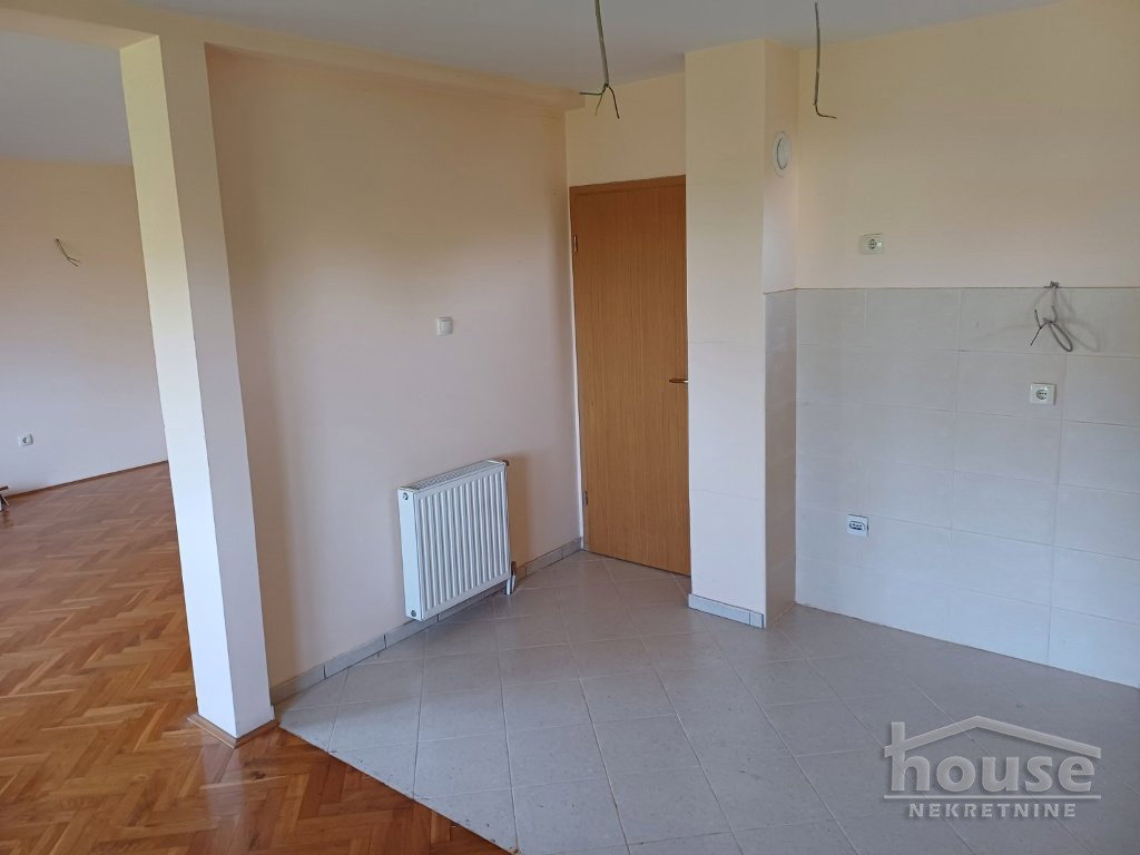 Stan Izdavanje Novi Sad  87 m2