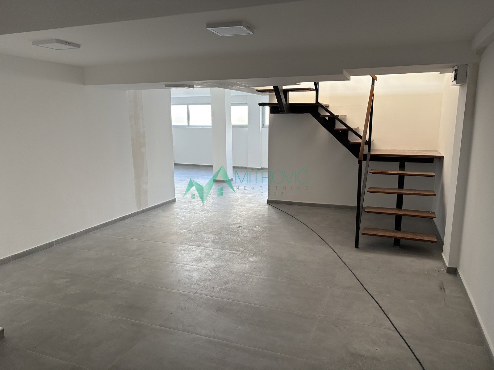 Lokal na prodaju, Telep, Novi Sad, 350m², 3.000 €