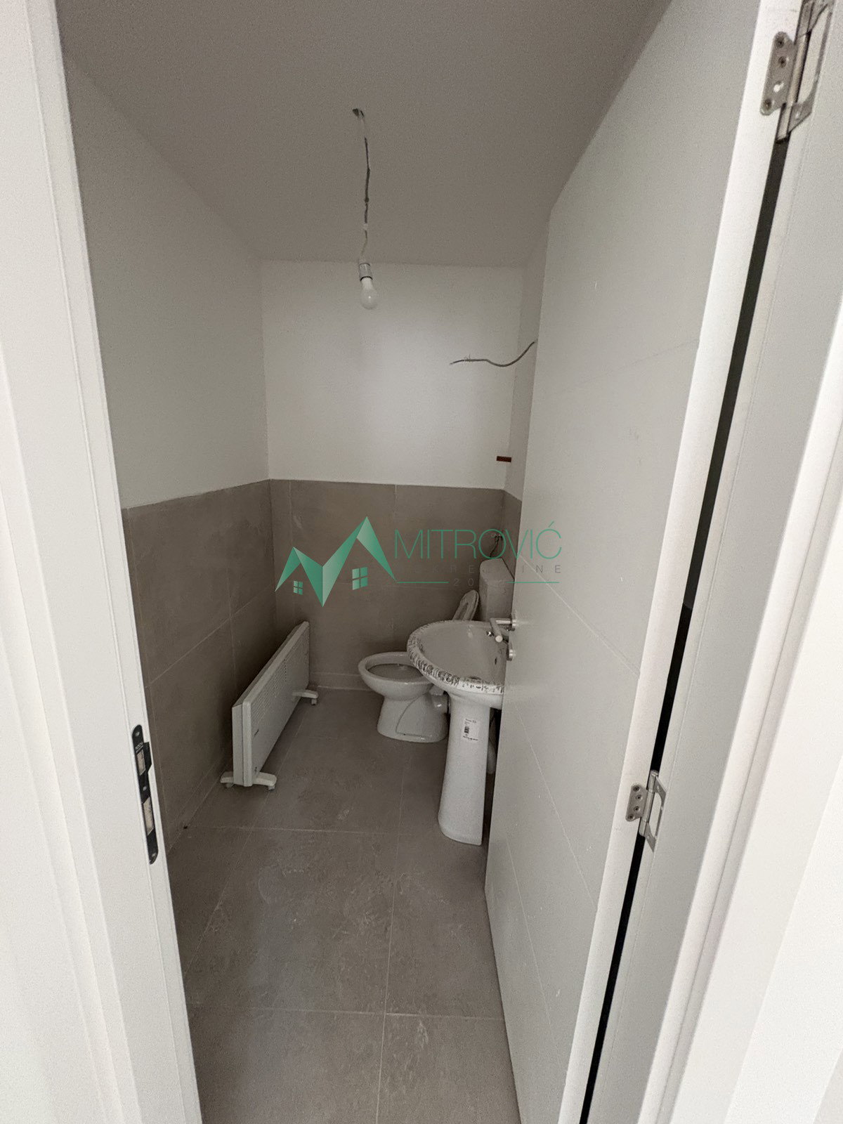 Lokal na prodaju, Telep, Novi Sad, 134m², 1.000 €