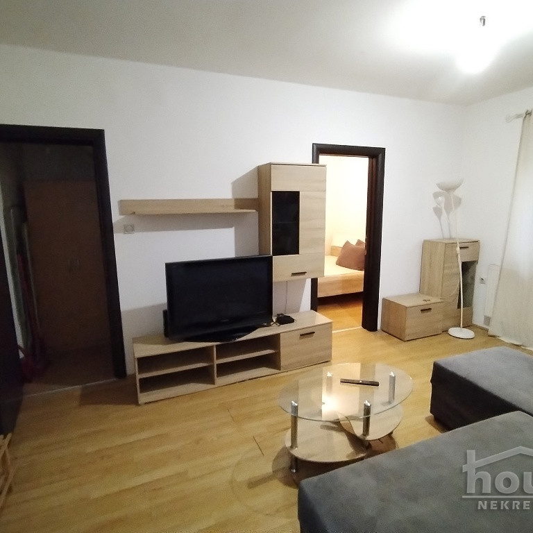 Stan Izdavanje Novi Sad  32 m2