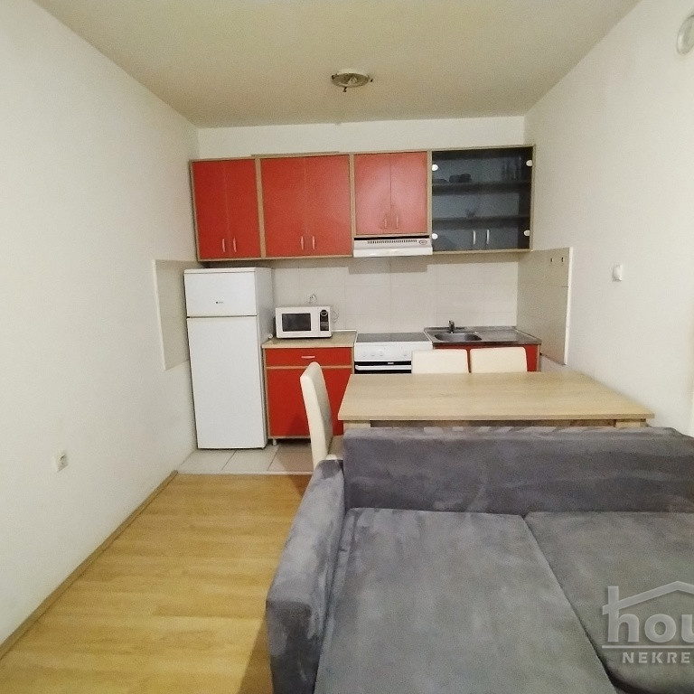Stan Izdavanje Novi Sad  32 m2