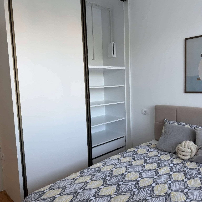 Stan Izdavanje Novi Sad  45 m2