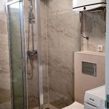Stan Izdavanje Novi Sad  38 m2