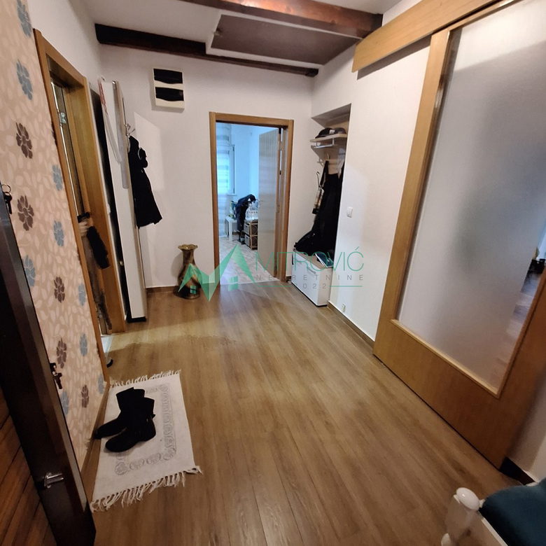 Kuća na prodaju, Veternik, Novi Sad, 100m², 600 €