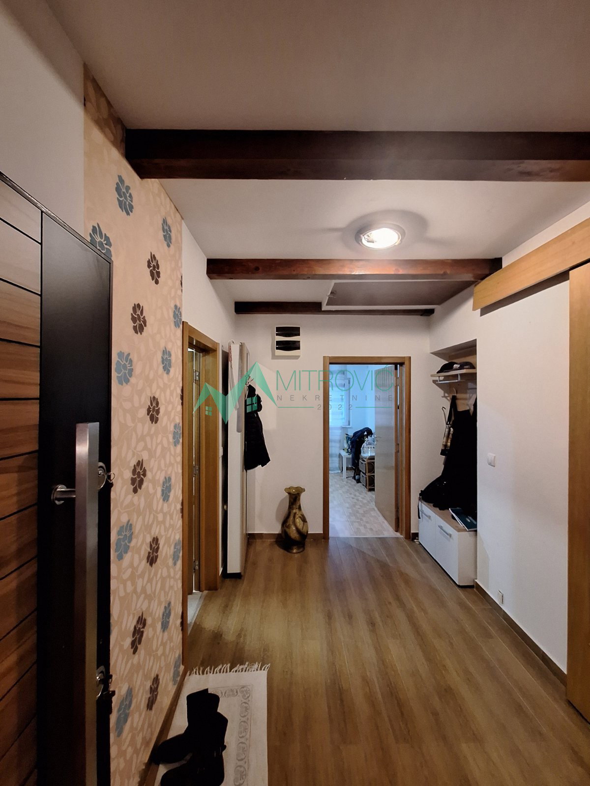 izdavanje-veternik-9101746-f2qev Kuća na prodaju, Veternik, Novi Sad, 100m², 600 €