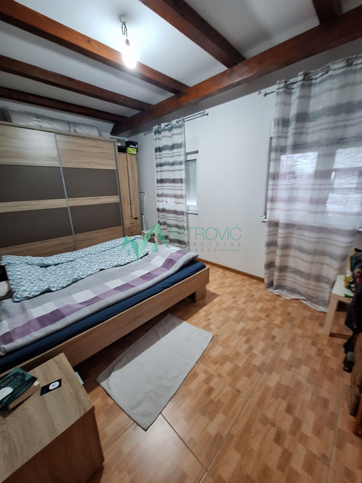 izdavanje-veternik-9101746-qq7jb Kuća na prodaju, Veternik, Novi Sad, 100m², 600 €