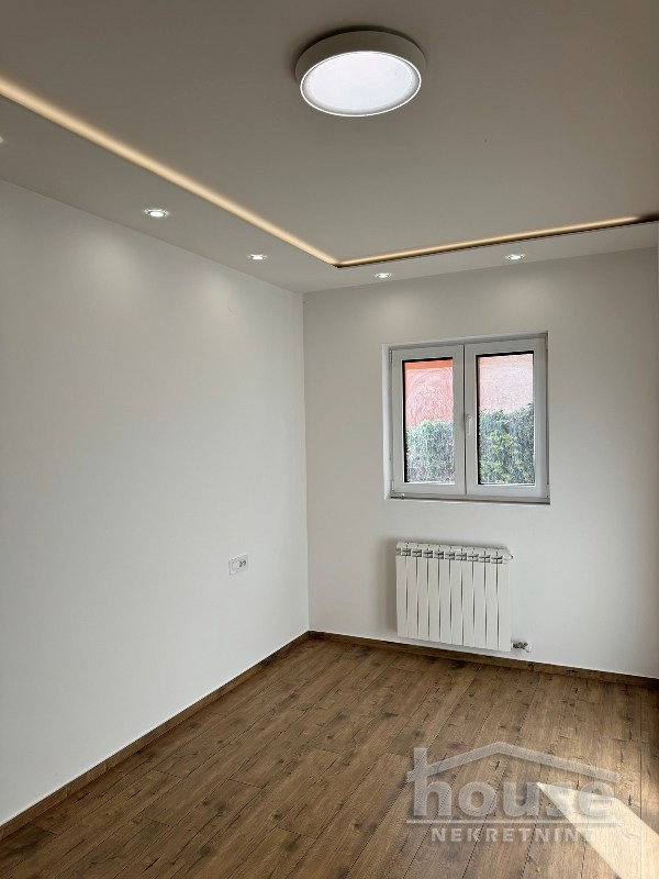 kuce-Cardak-3045928-ooyya Kuća na prodaju, Čardak, Novi Sad, 300m², 1. sprat, 390.000 €