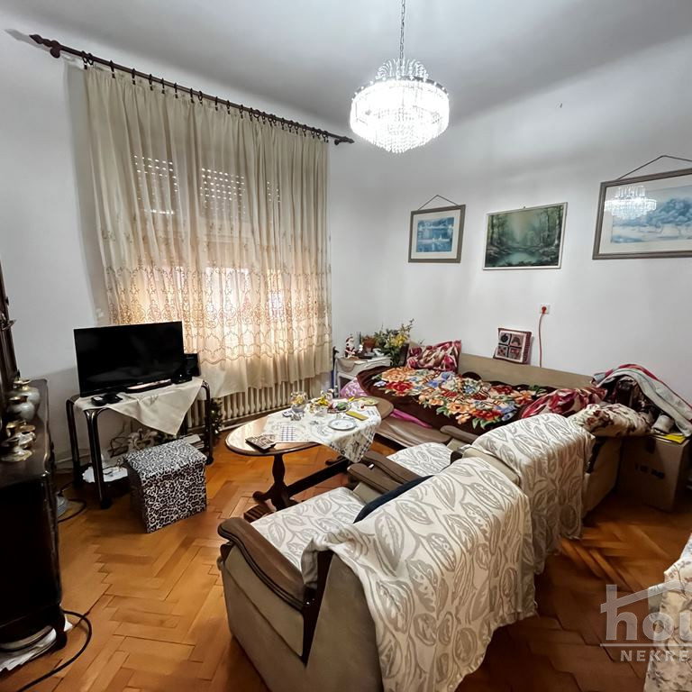 Kuća Prodaja Novi Sad  280 m2