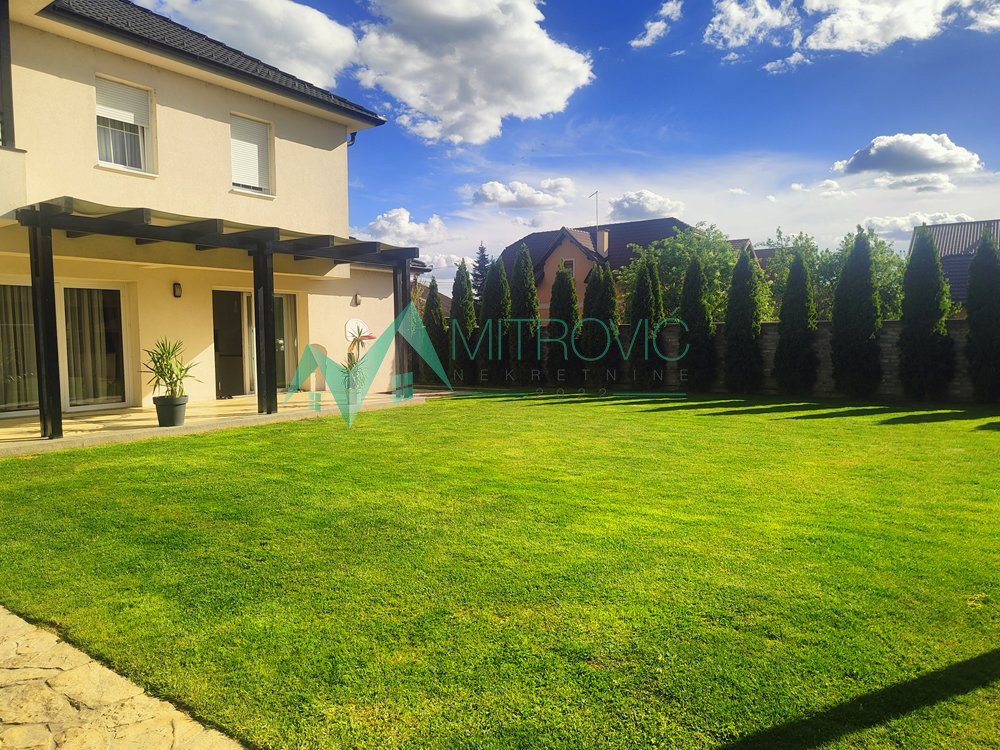 kuce-adice-3000107-q0ign Kuća na prodaju, Adice, Novi Sad, 226m², 575.000 €